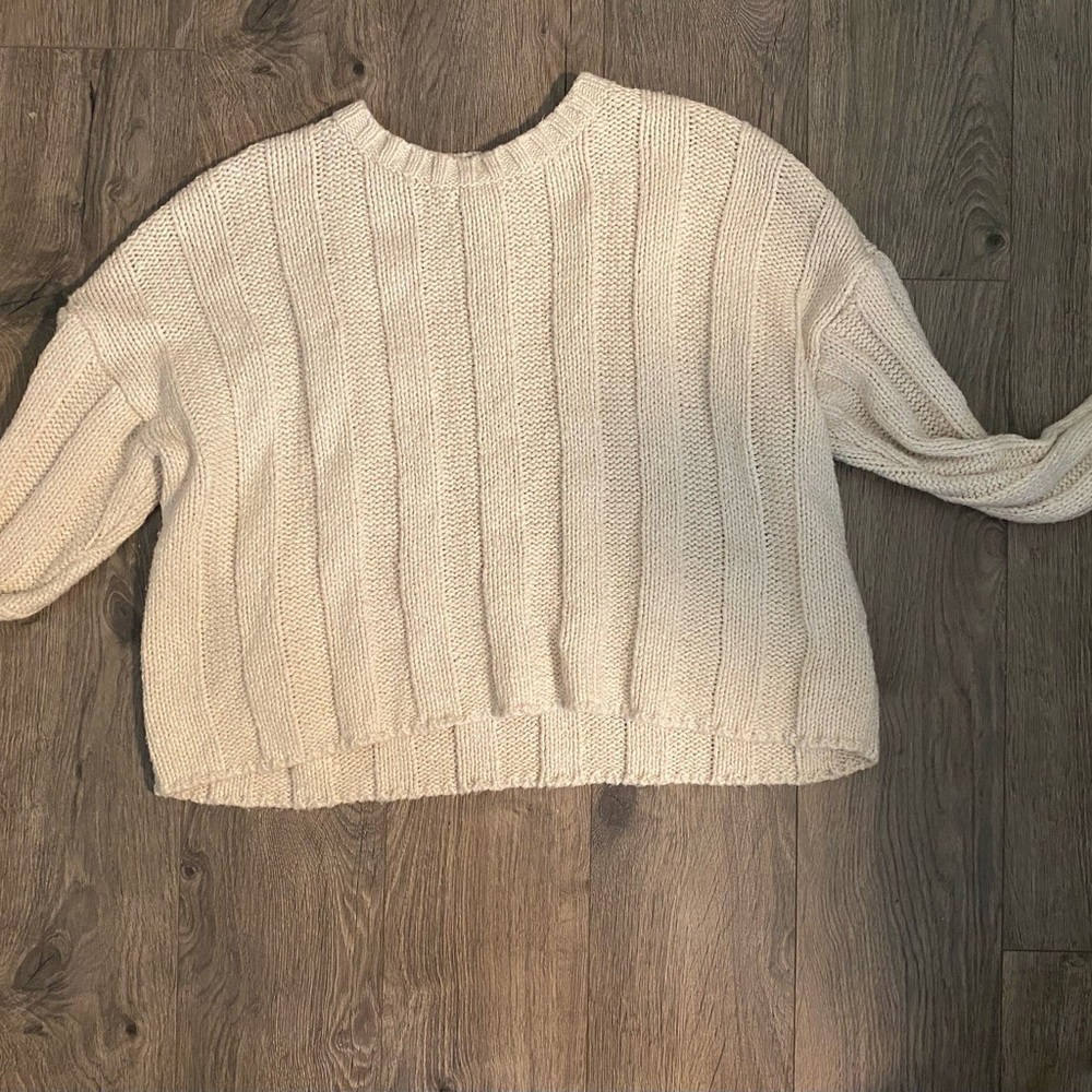 Pac Sun crop sweater sz M
